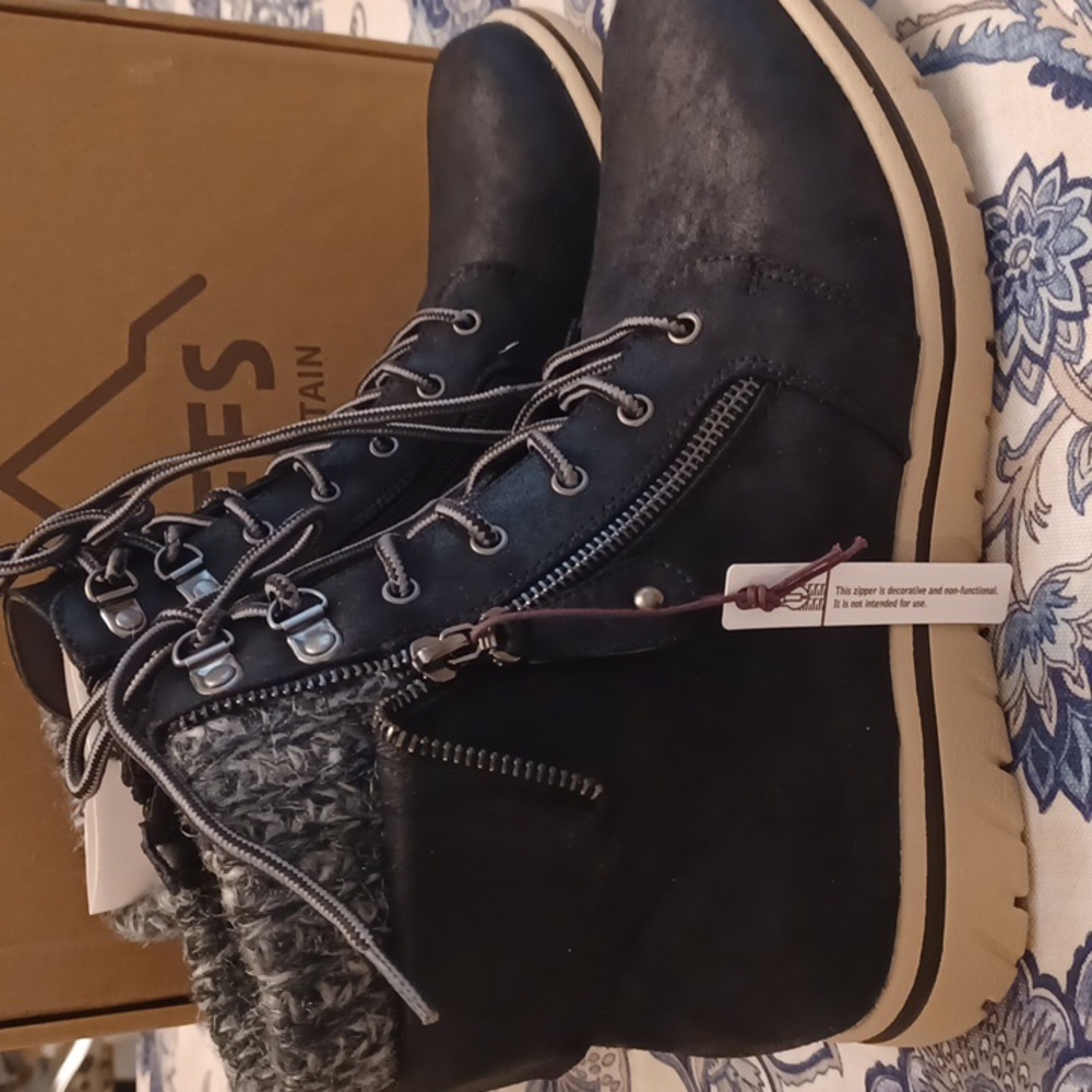 CLIFFS BY WHITE MOUNTAIN HOPE BLACK SZ 9.5 ANKLE BOOTS NWB - Picture 2 of 10